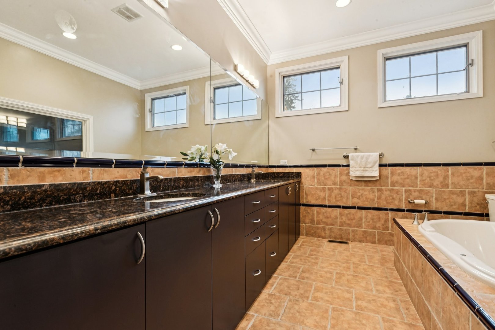 4229 Dempster Street Skokie IL 60076