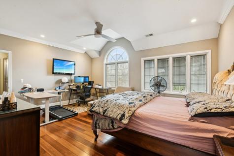 4229 Dempster Street Skokie IL 60076