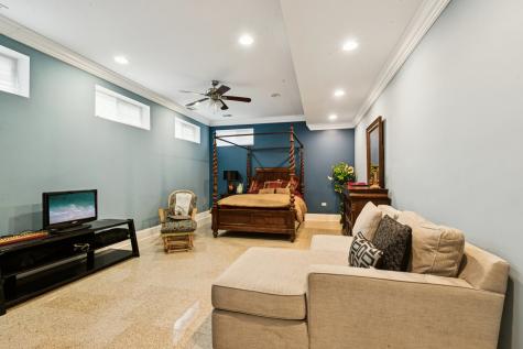 4229 Dempster Street Skokie IL 60076