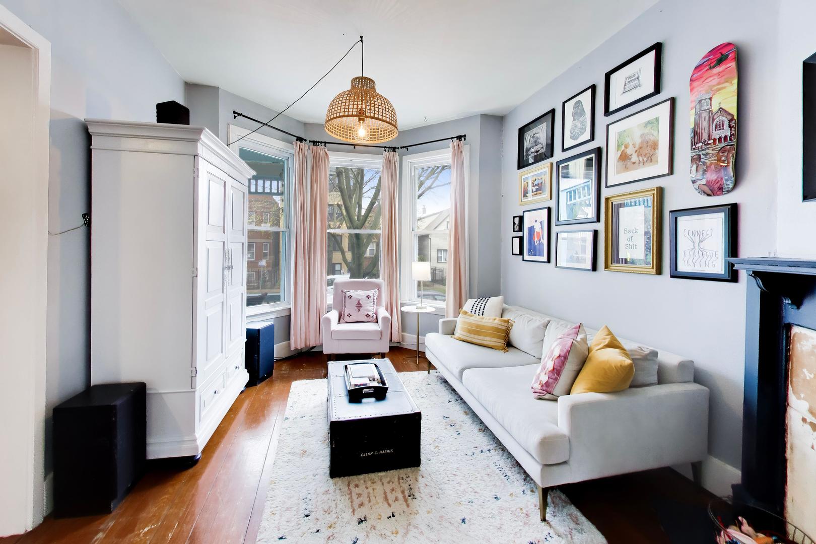 3735 West Palmer Street Chicago IL 60647