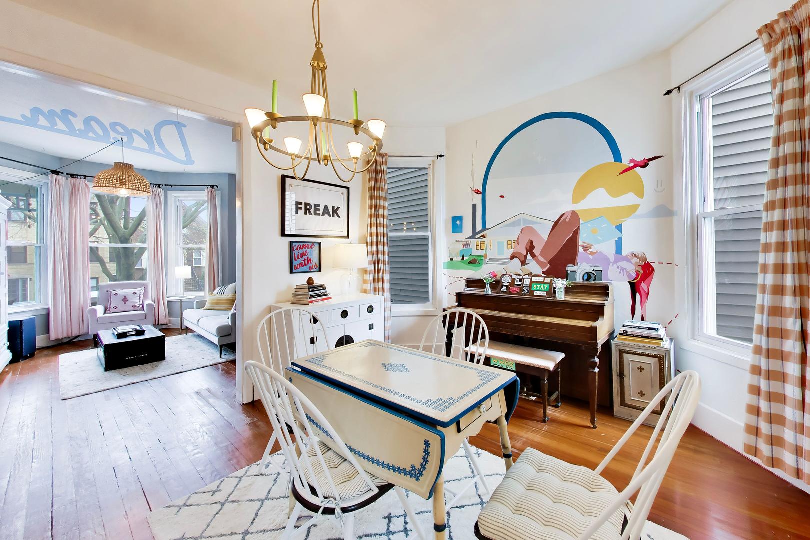 3735 West Palmer Street Chicago IL 60647