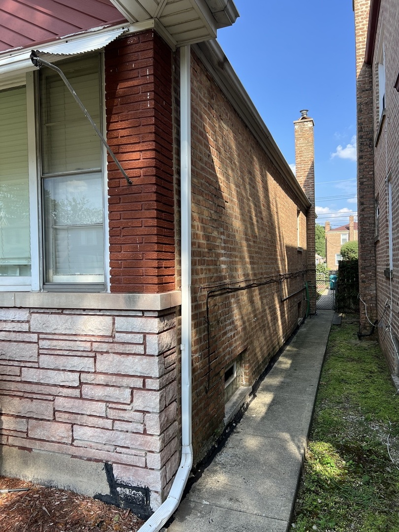 10553 South Calumet Avenue Chicago IL 60628