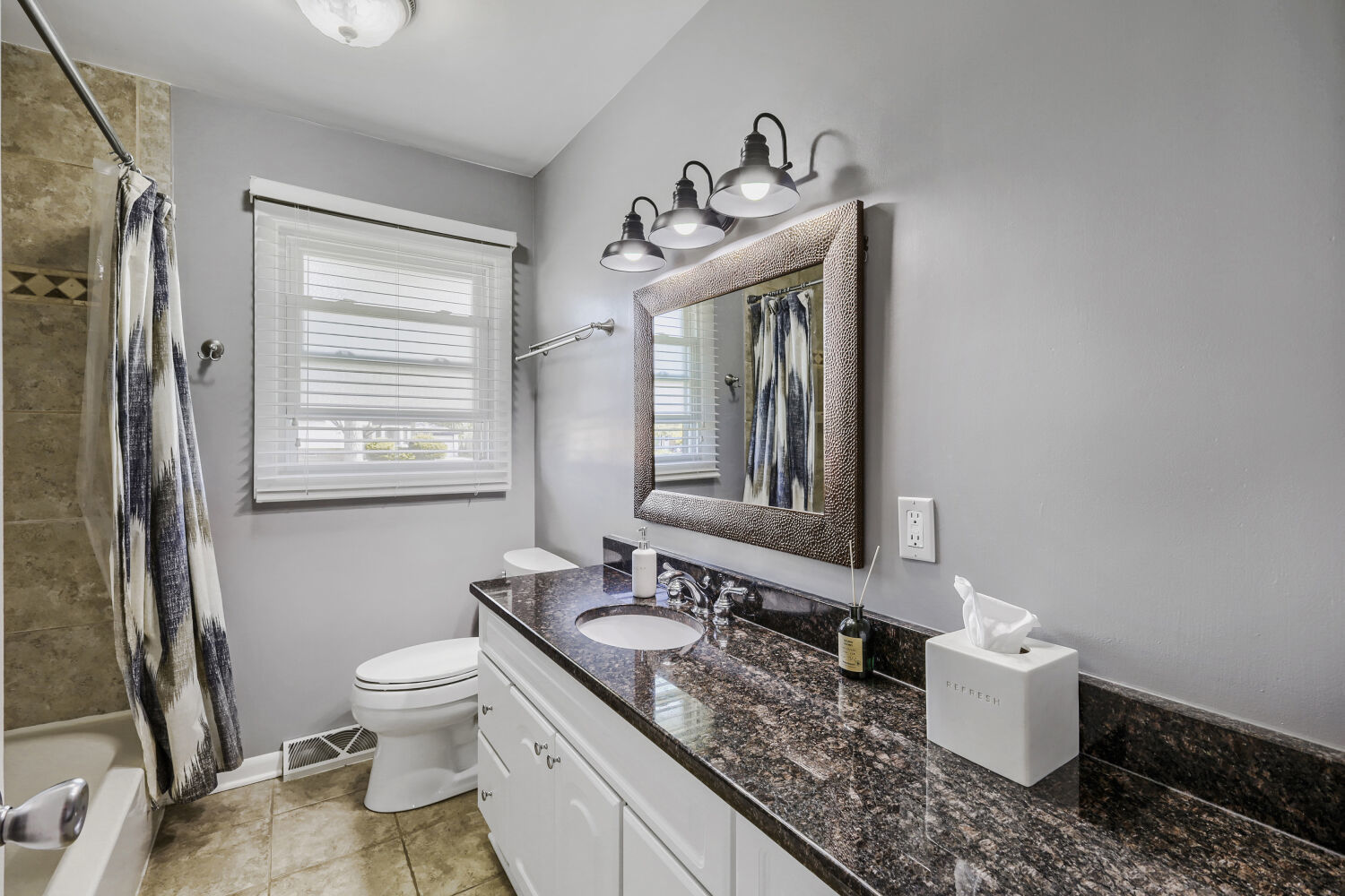 113 East Central Avenue Lombard IL 60148