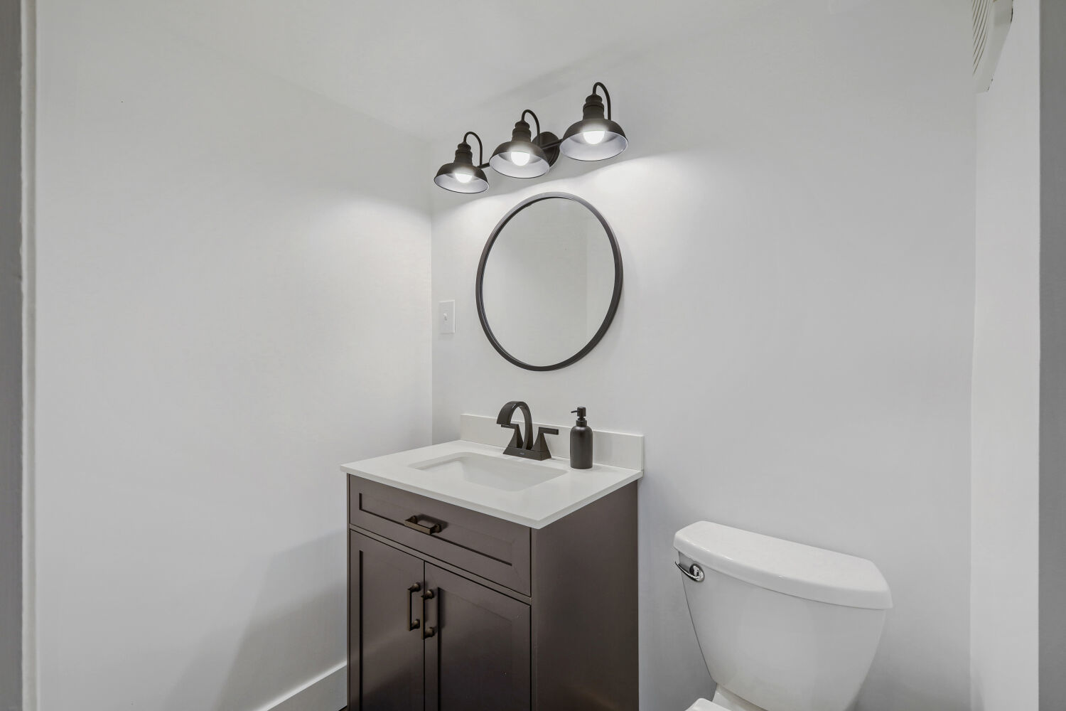 113 East Central Avenue Lombard IL 60148