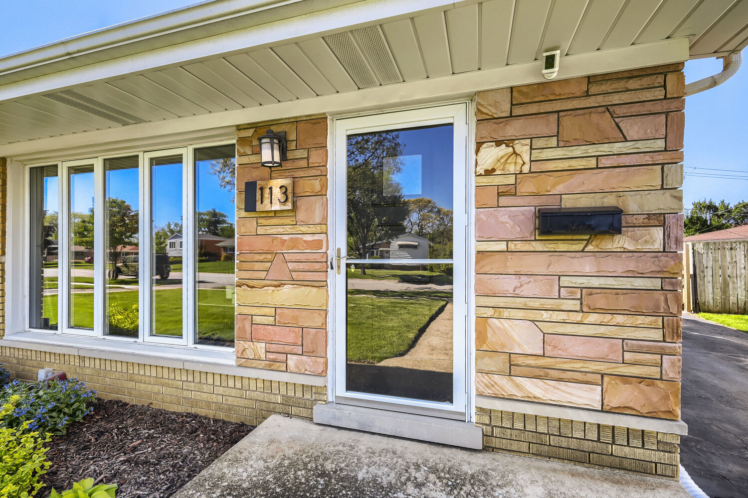 113 East Central Avenue Lombard IL 60148