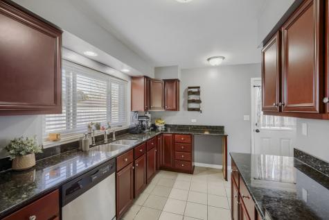 113 East Central Avenue Lombard IL 60148