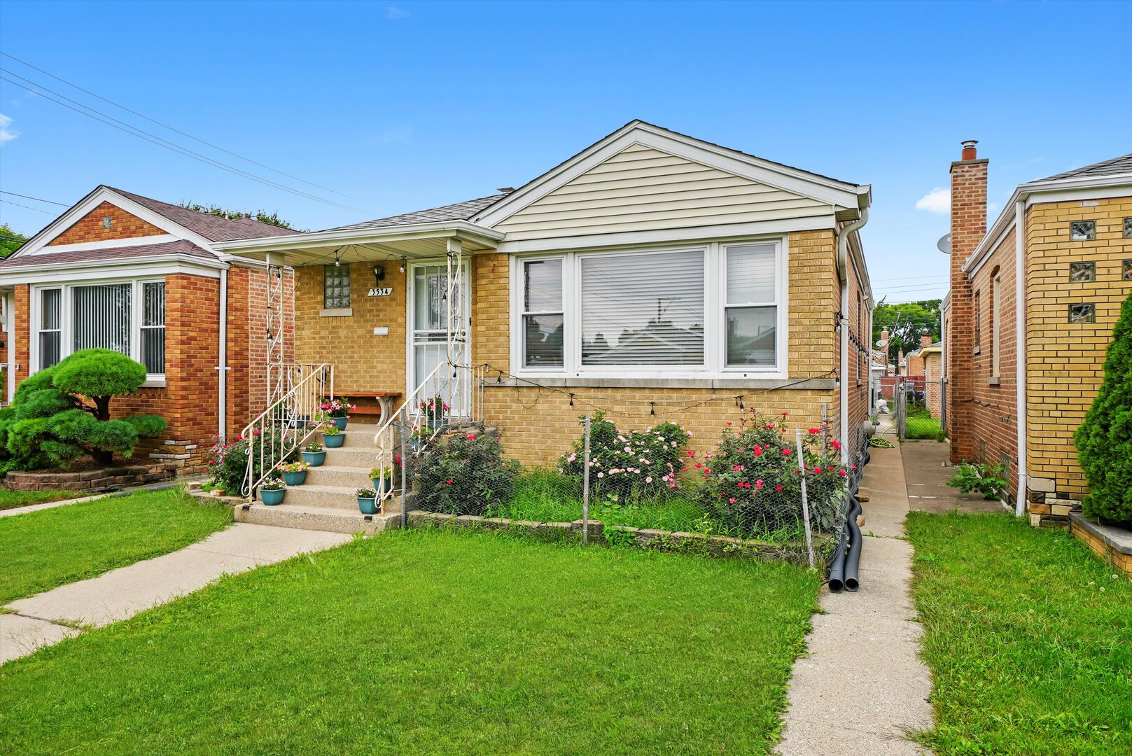 3534 West 76th Street Chicago IL 60652