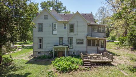 916 West Stephenson Street Freeport IL 61032