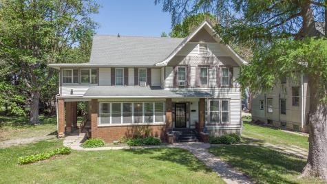 916 West Stephenson Street Freeport IL 61032