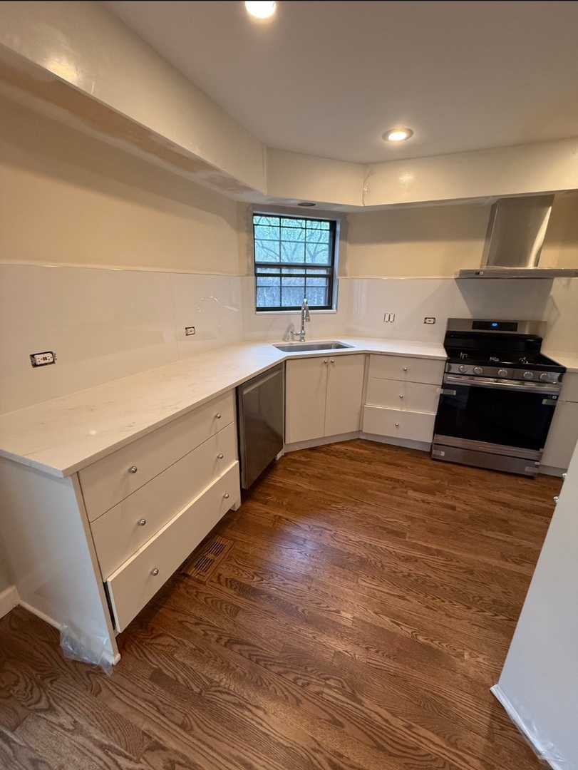 1203 Hobson Oaks Drive Naperville IL 60540