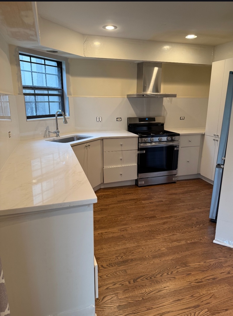 1203 Hobson Oaks Drive Naperville IL 60540