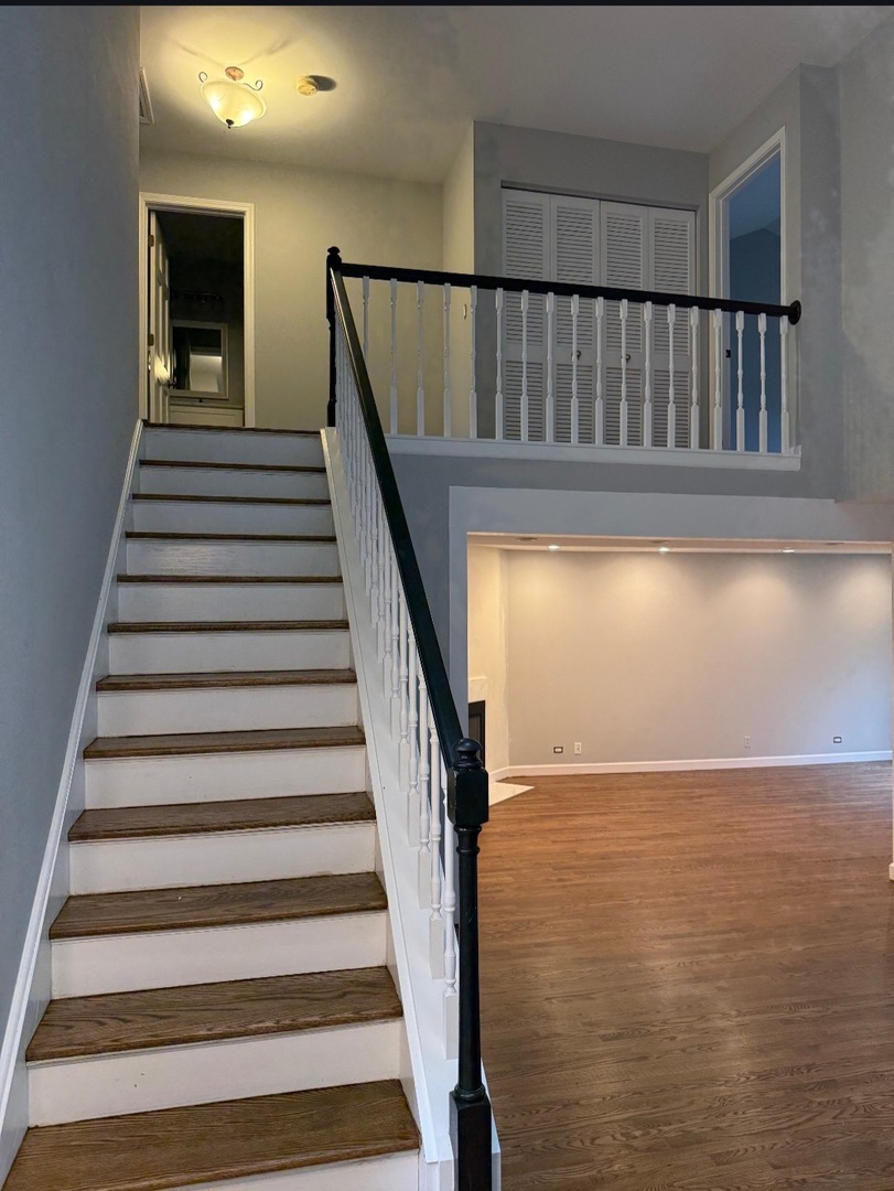 1203 Hobson Oaks Drive Naperville IL 60540