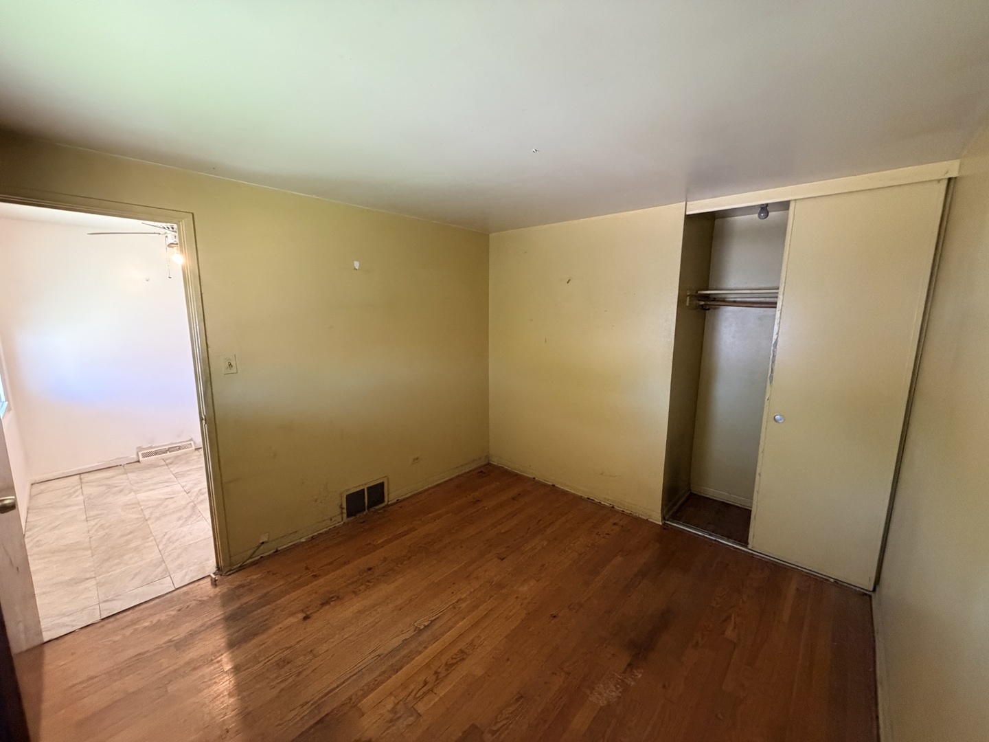 11719 South Throop Street Chicago IL 60643