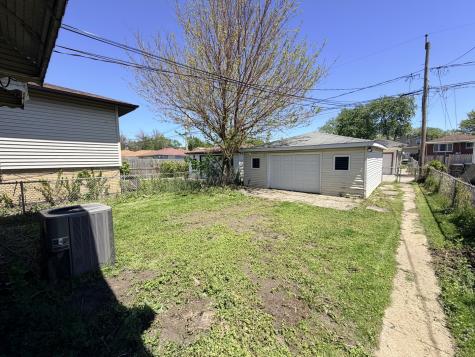 11719 South Throop Street Chicago IL 60643