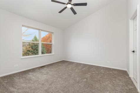 2746 Hillsboro Boulevard Aurora IL 60503