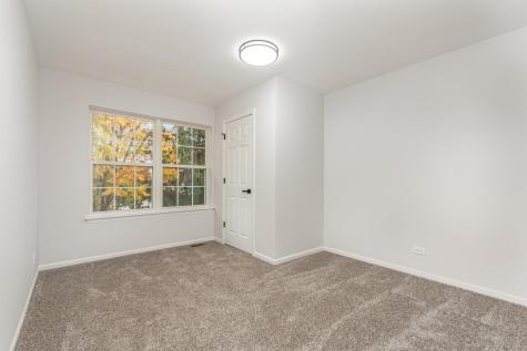 2746 Hillsboro Boulevard Aurora IL 60503