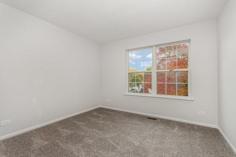 2746 Hillsboro Boulevard Aurora IL 60503