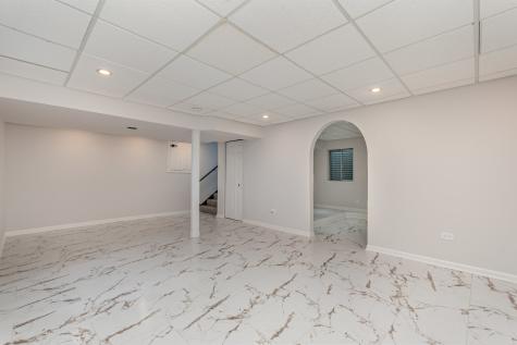 2746 Hillsboro Boulevard Aurora IL 60503