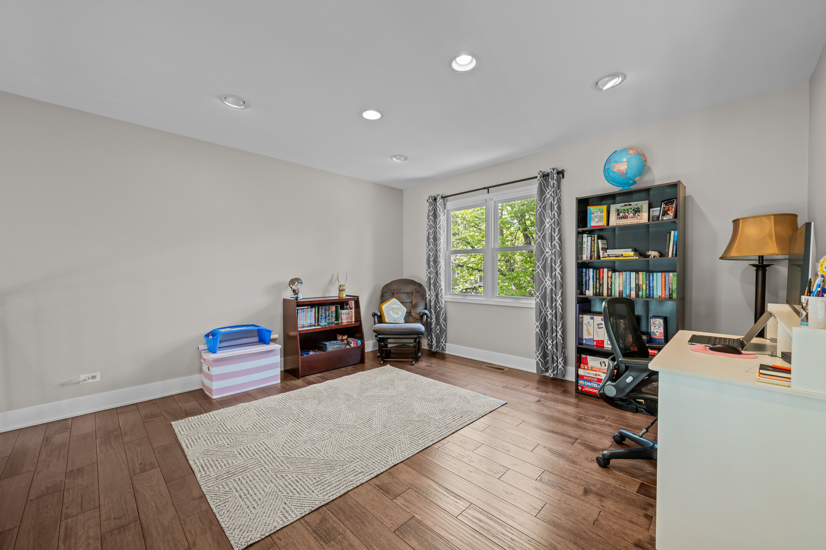 1631 Terri Circle Naperville IL 60563