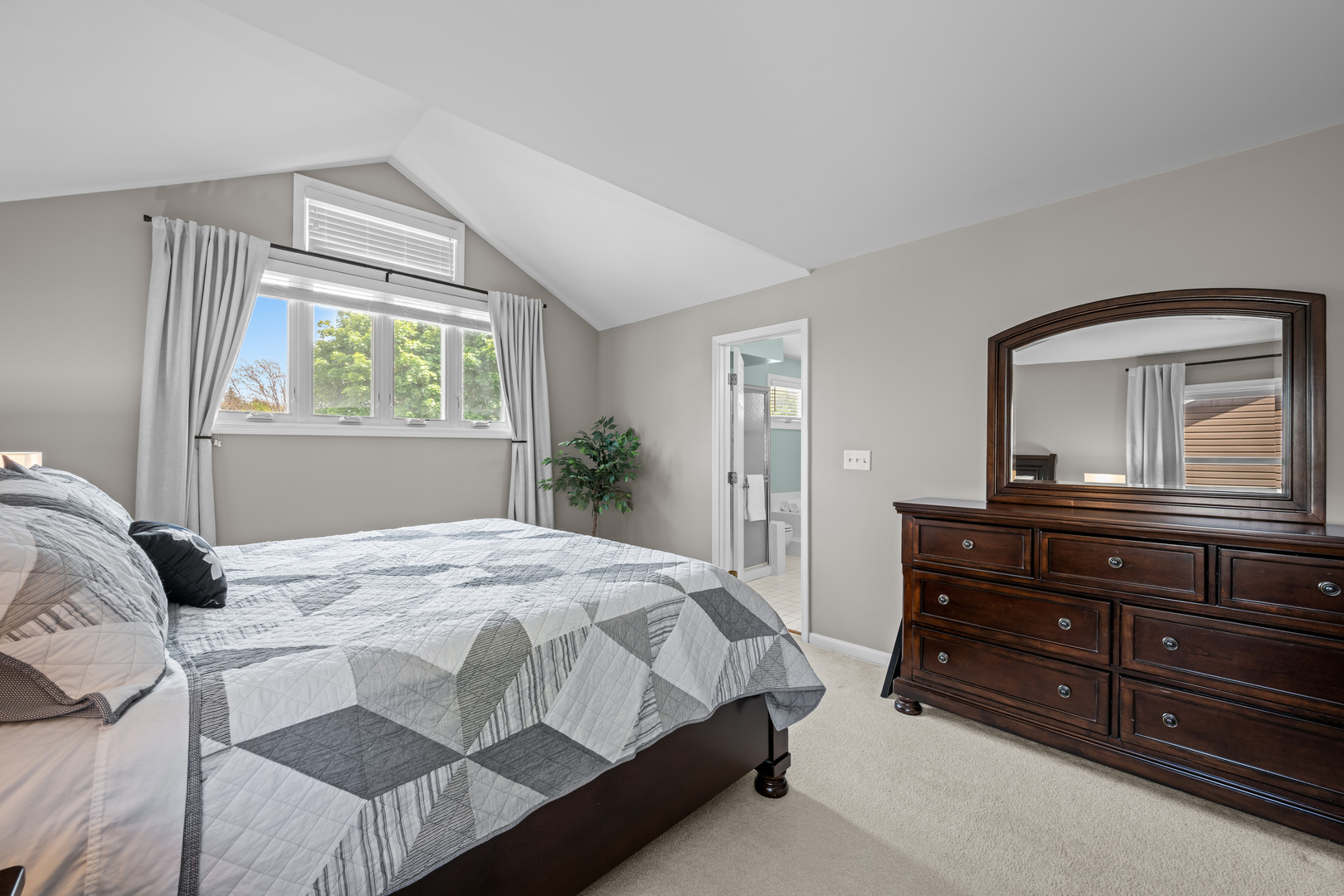 1631 Terri Circle Naperville IL 60563