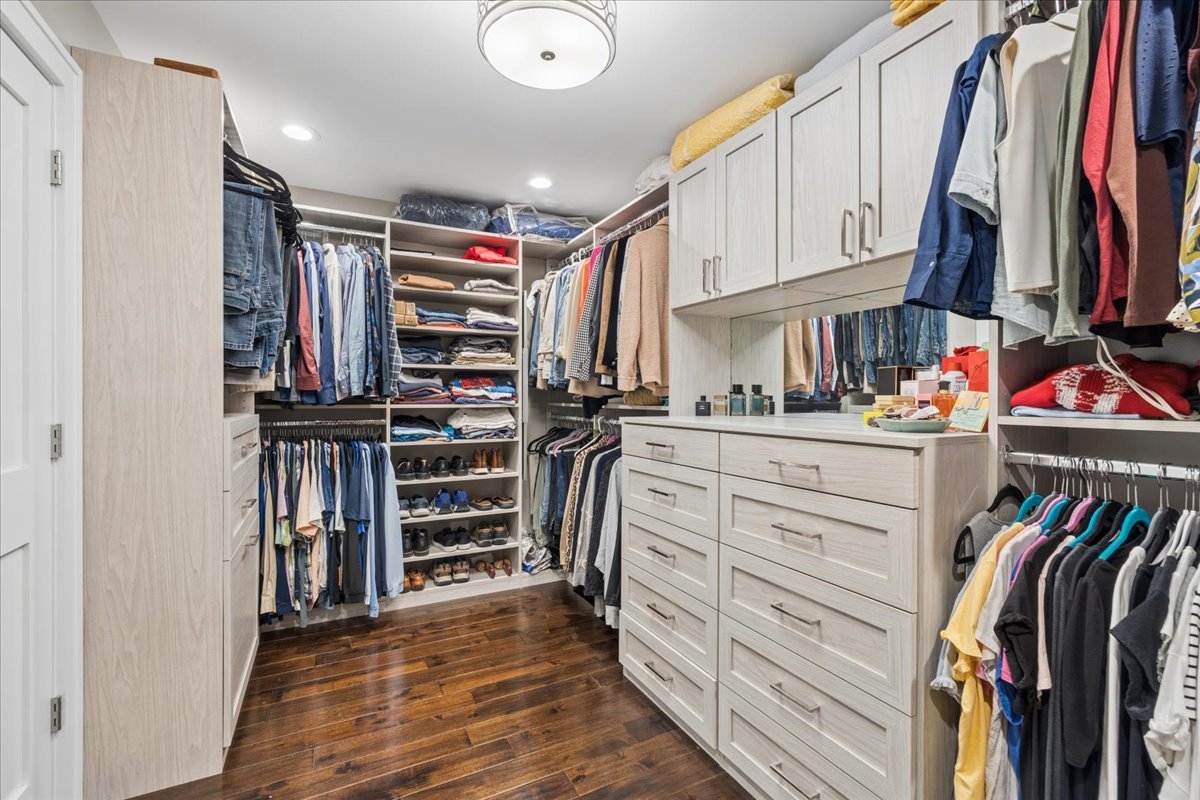 5613 North Nottingham Avenue Chicago IL 60631