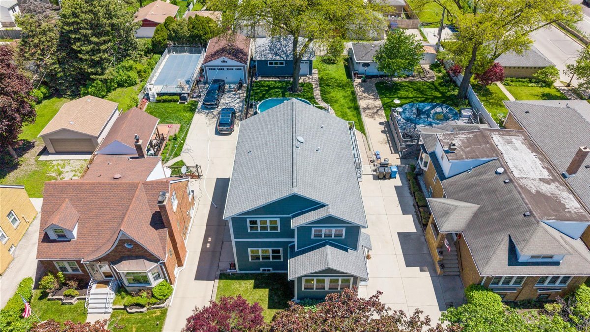 5613 North Nottingham Avenue Chicago IL 60631