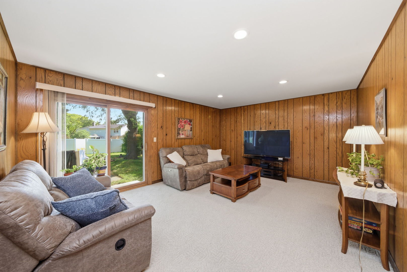 1511 Lexington Lane Downers Grove IL 60516