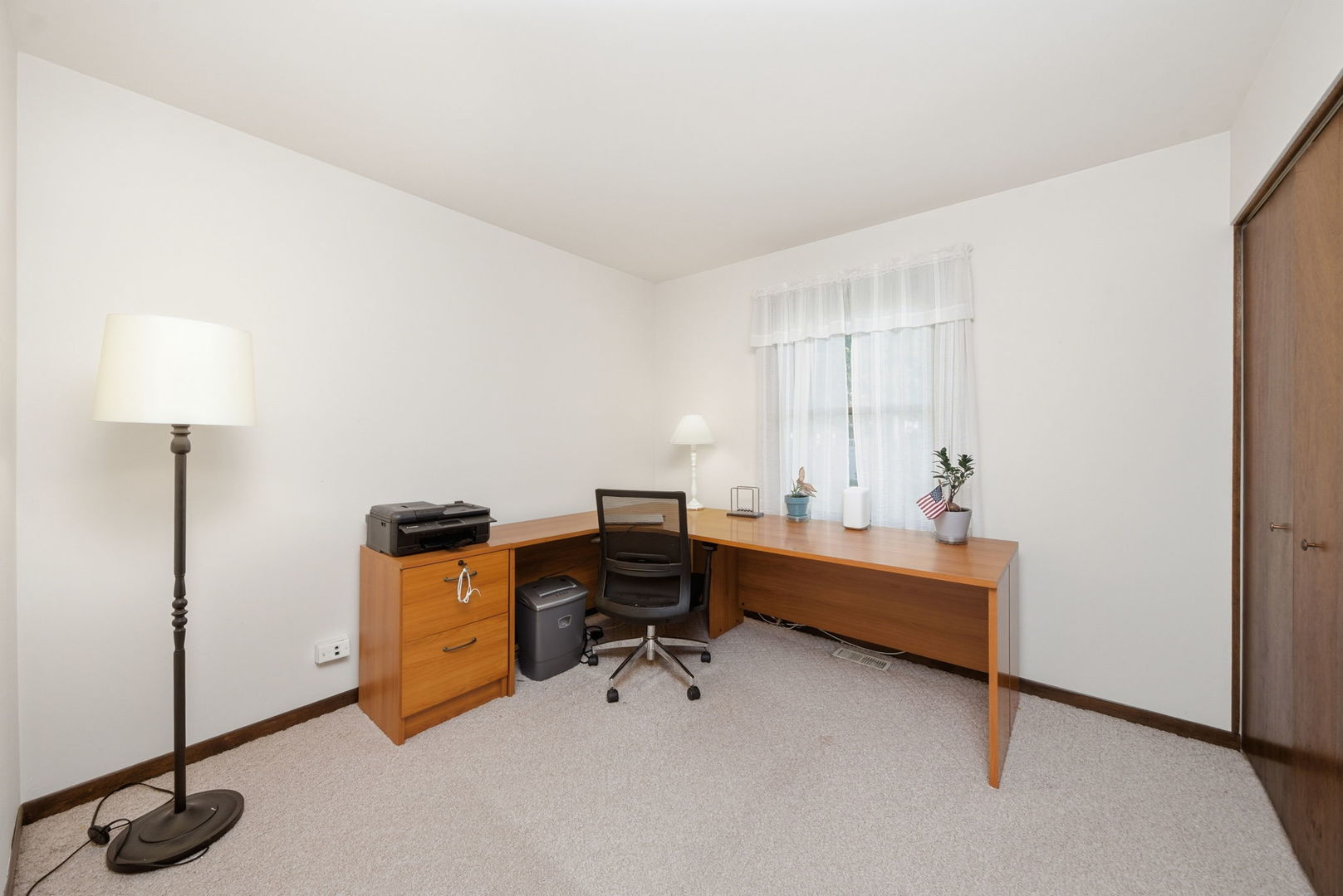1511 Lexington Lane Downers Grove IL 60516