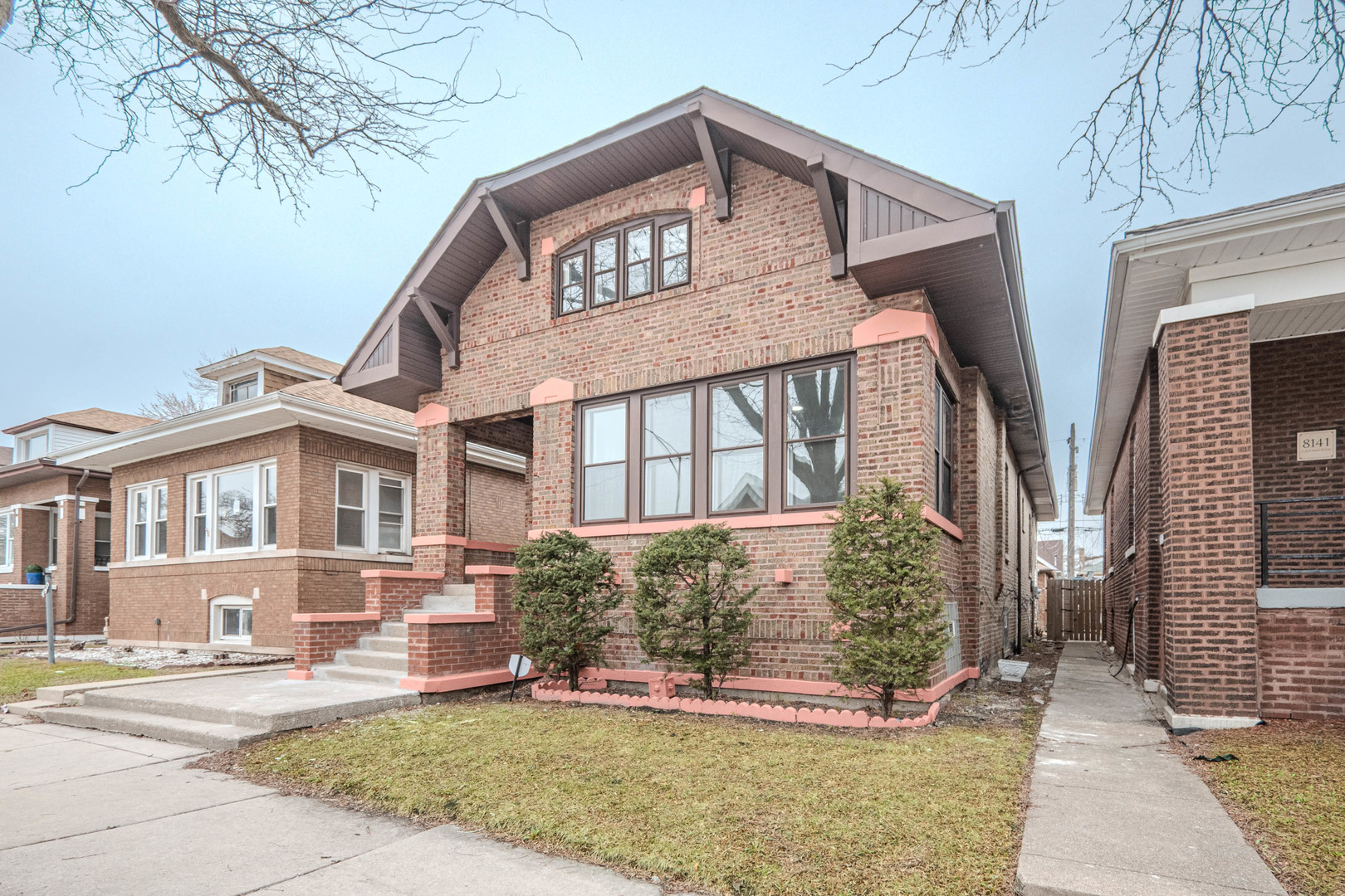 8137 South Loomis Boulevard Chicago IL 60620