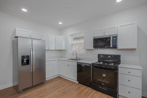8137 South Loomis Boulevard Chicago IL 60620