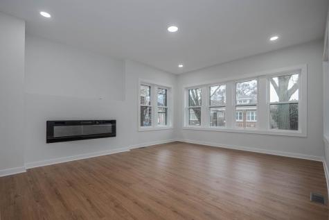 8137 South Loomis Boulevard Chicago IL 60620