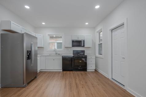 8137 South Loomis Boulevard Chicago IL 60620