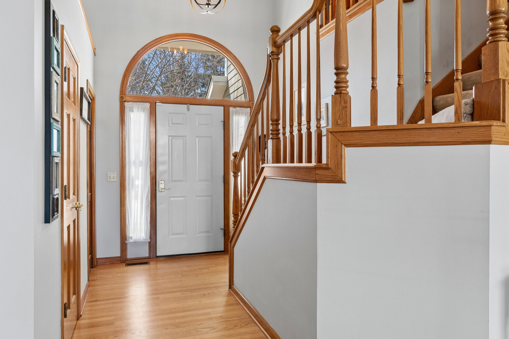 2102 Brookside Lane Aurora IL 60502