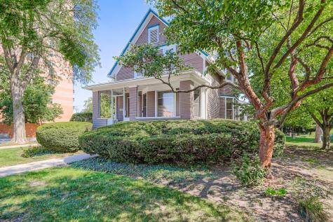 105 South Vail Avenue Arlington Heights IL 60005