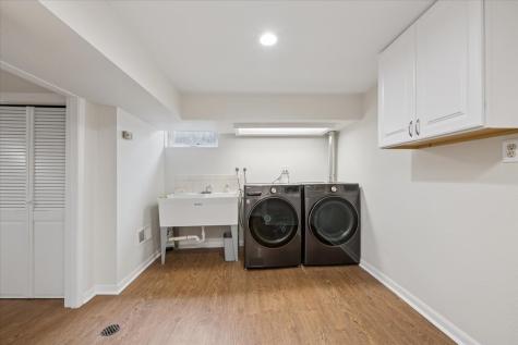 1742 East Tano Lane Mount Prospect IL 60056