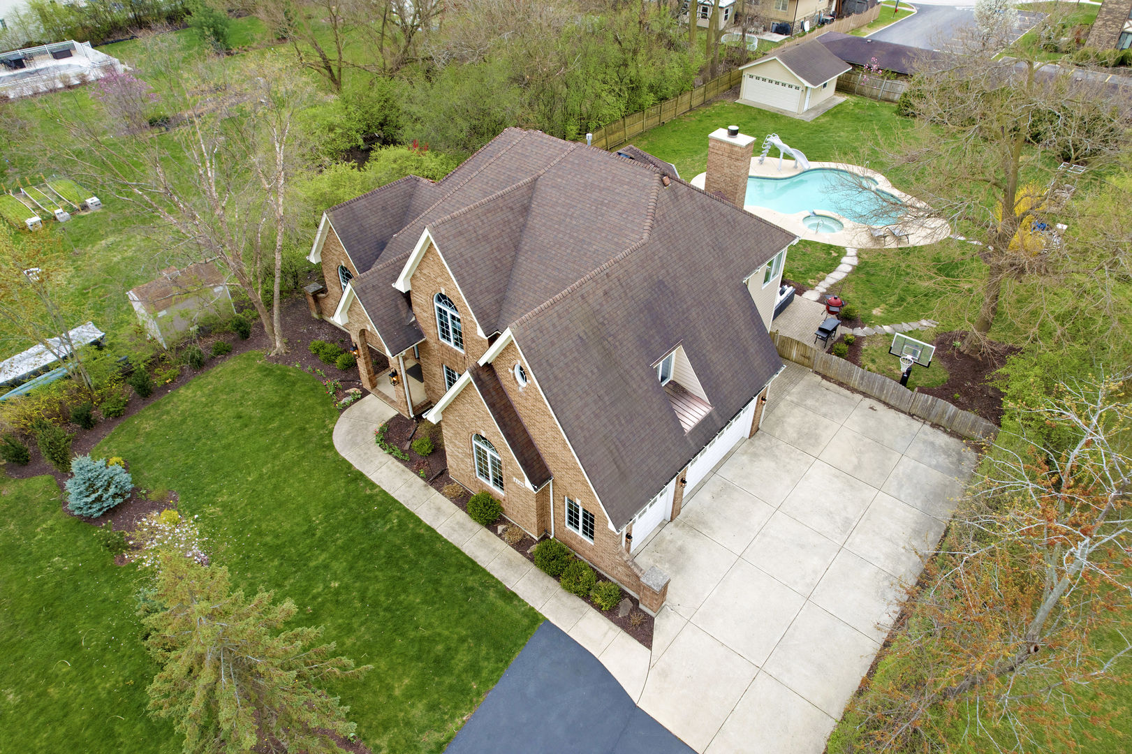 4340 Roslyn Road Downers Grove IL 60515