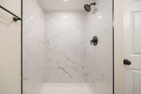 8429 South Dante Avenue Chicago IL 60619