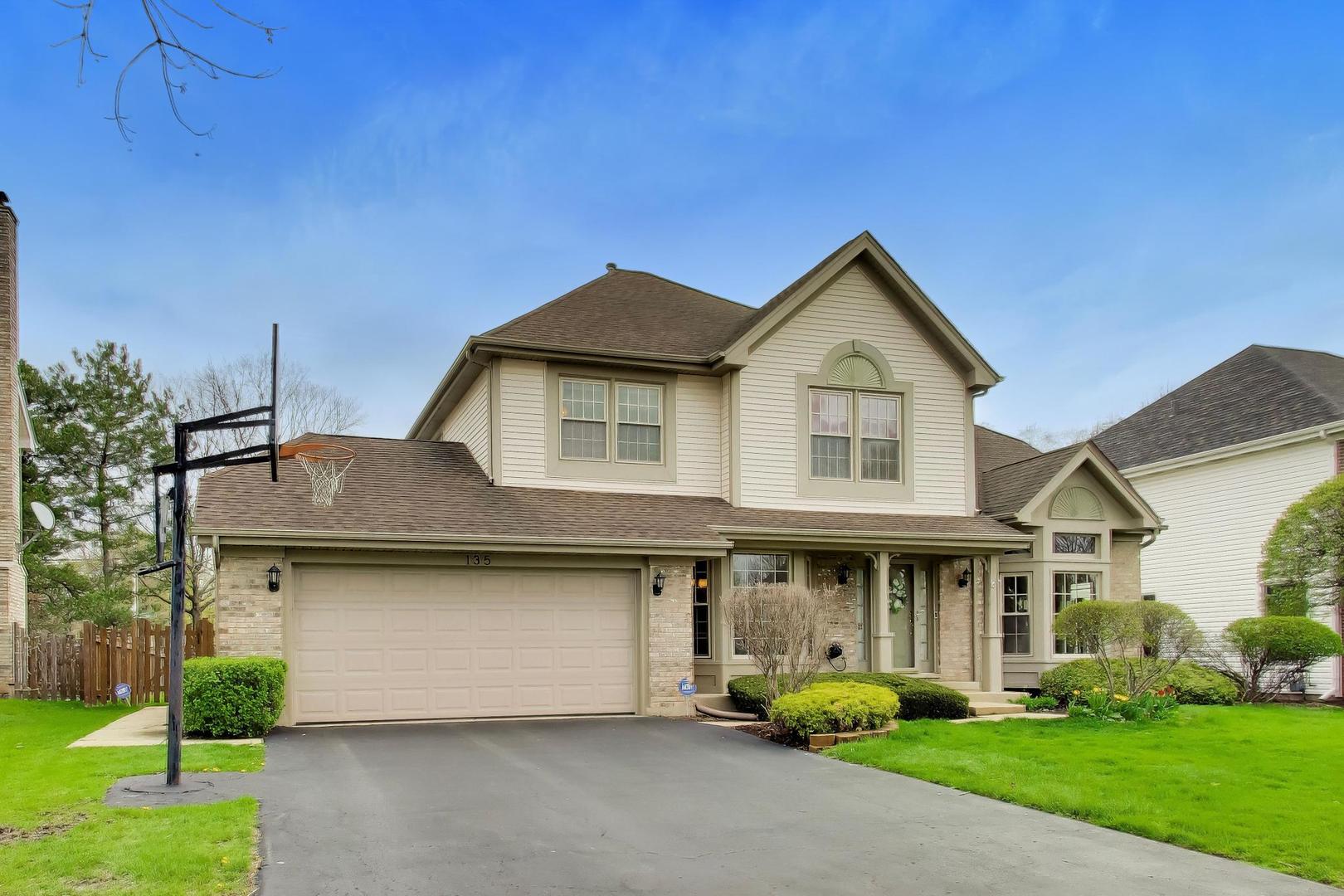 135 Corsaire Lane Schaumburg IL 60173