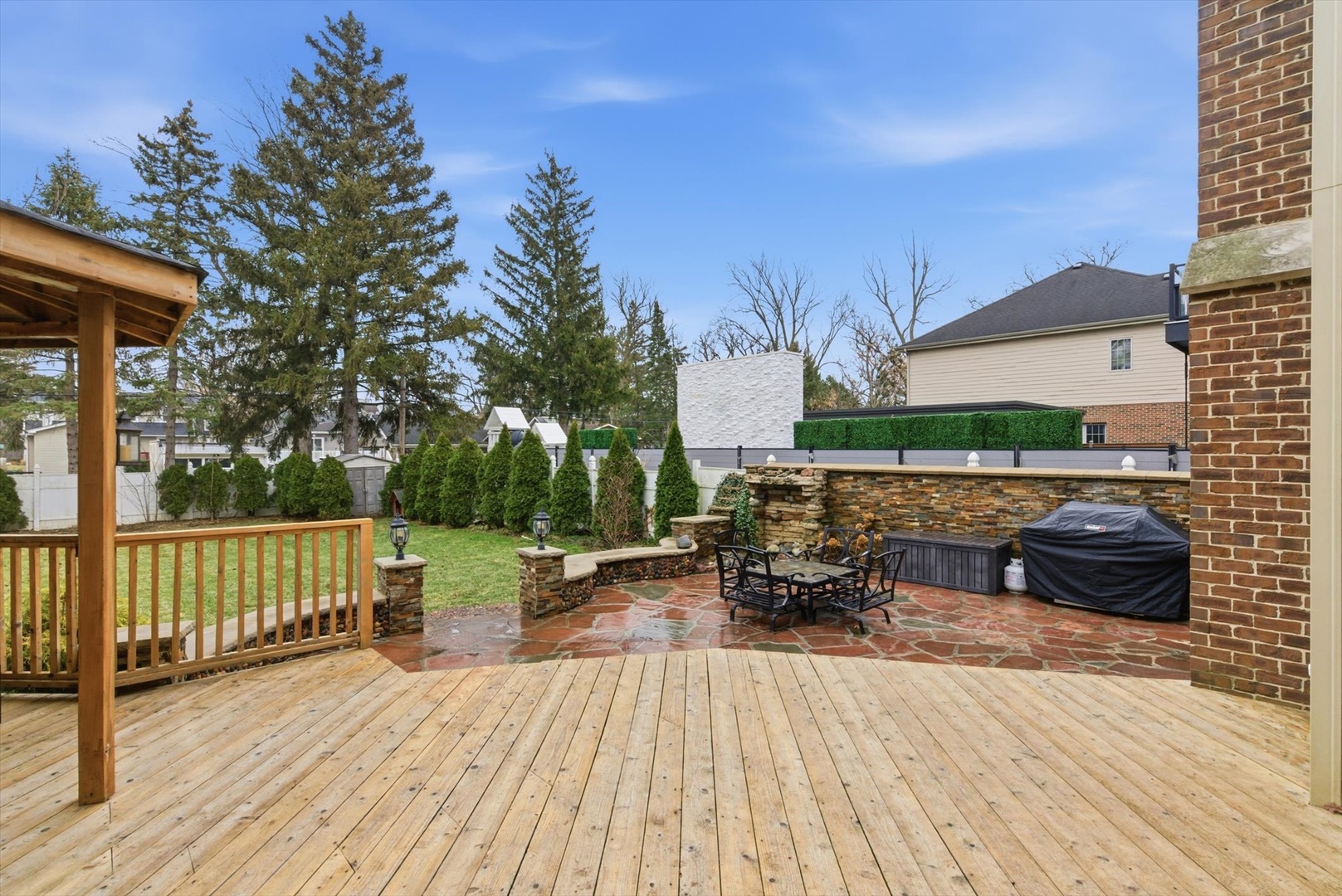395 South Scott Street Elmhurst IL 60126