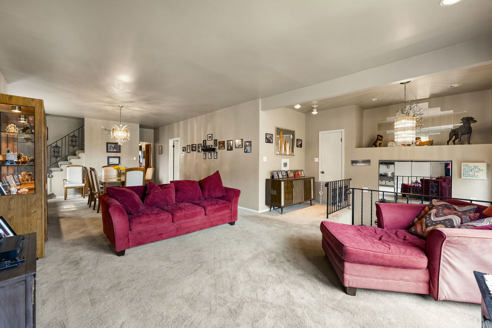 5706 North New Hampshire Avenue Chicago IL 60631