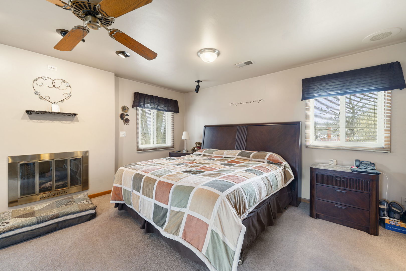 5706 North New Hampshire Avenue Chicago IL 60631