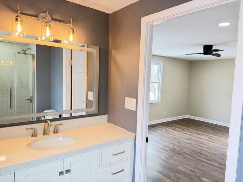 711 Woodhollow Lane Buffalo Grove IL 60089