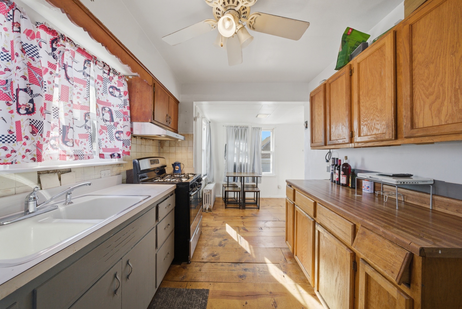 3524 North Ozark Avenue Chicago IL 60634