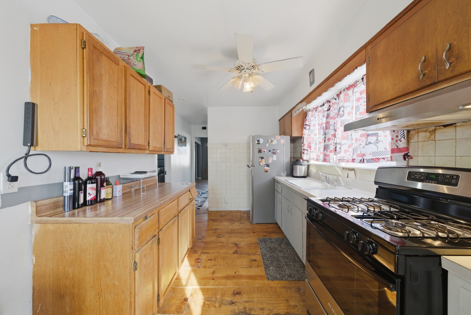 3524 North Ozark Avenue Chicago IL 60634