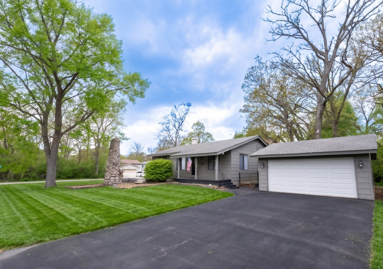 67 Honeysuckle Lane Crystal Lake IL 60014