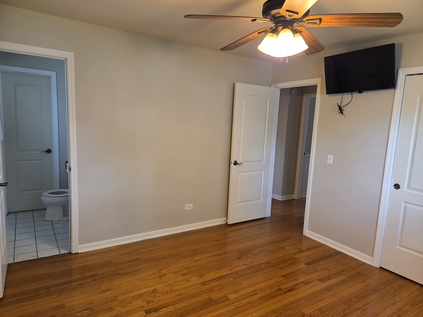 651 West Wrightwood Avenue Addison IL 60101