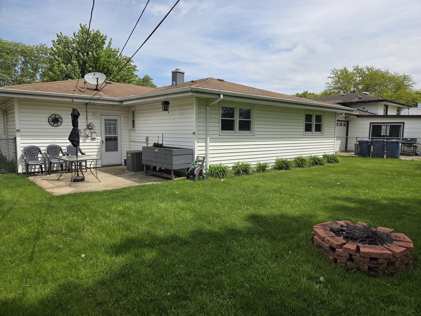 651 West Wrightwood Avenue Addison IL 60101