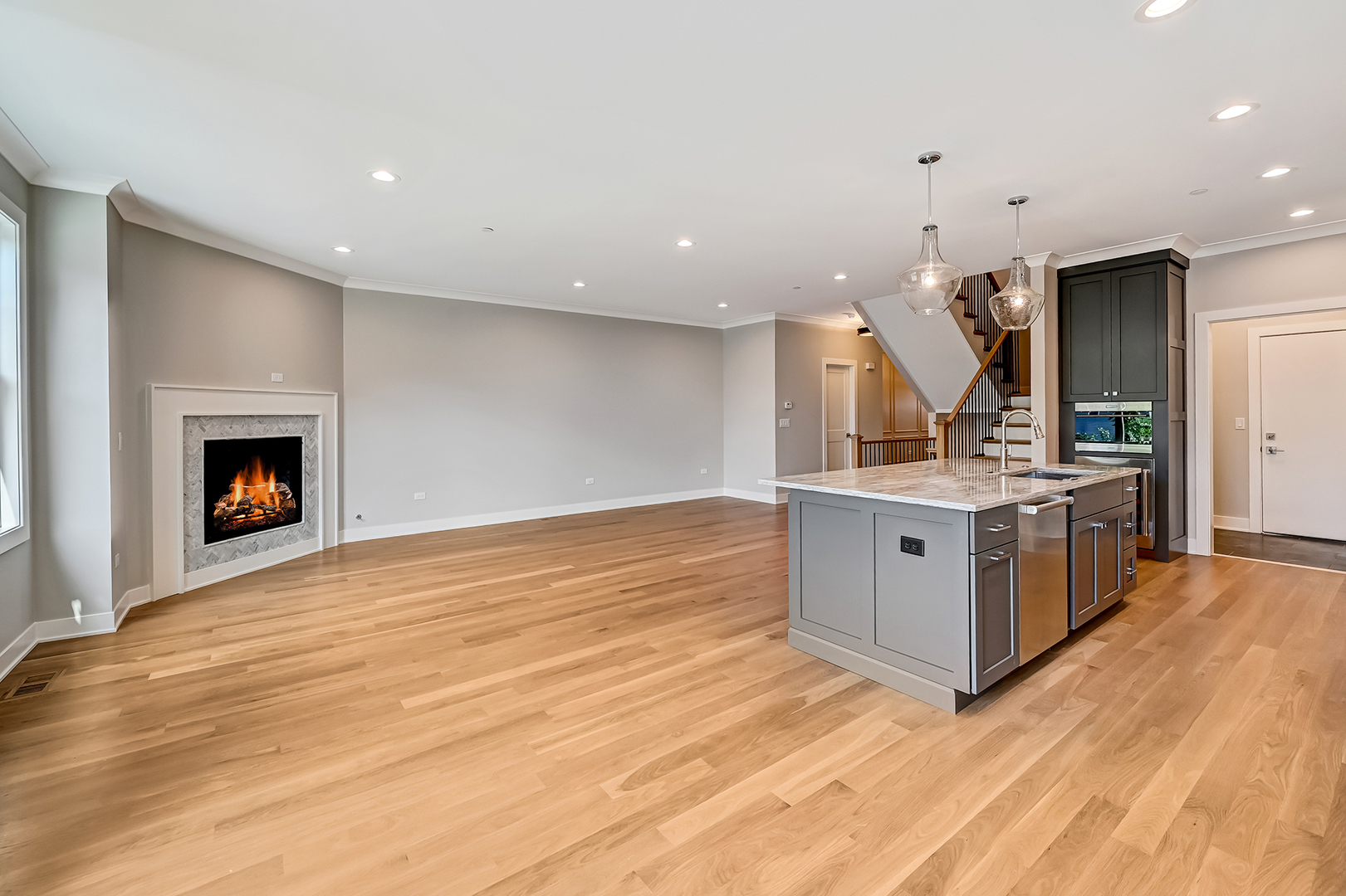 133 Harding Court Glen Ellyn IL 60137