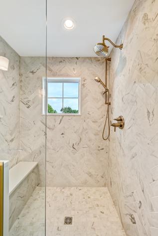 133 Harding Court Glen Ellyn IL 60137