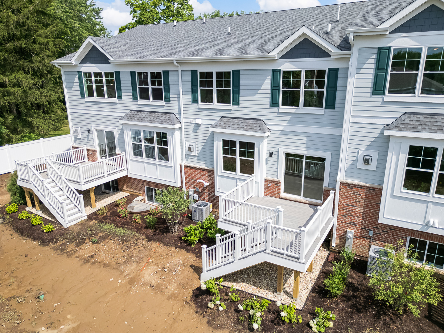 133 Harding Court Glen Ellyn IL 60137